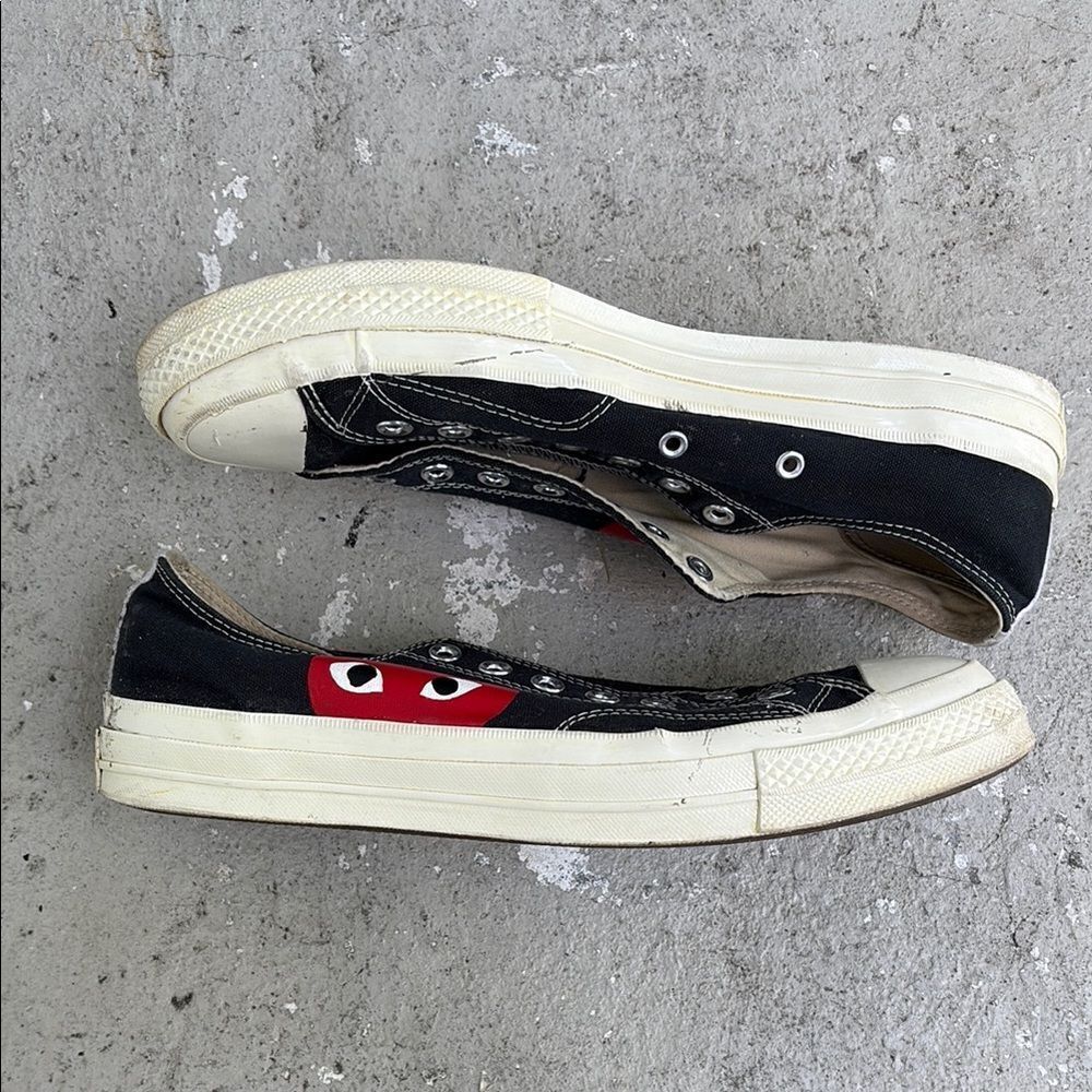 Comme des Garçons Play Converse sneakers